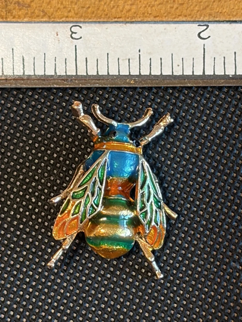 Translucent Enamel Bee insect Brooch Pin Unsigned Gold Tone‎ Vibrant Color